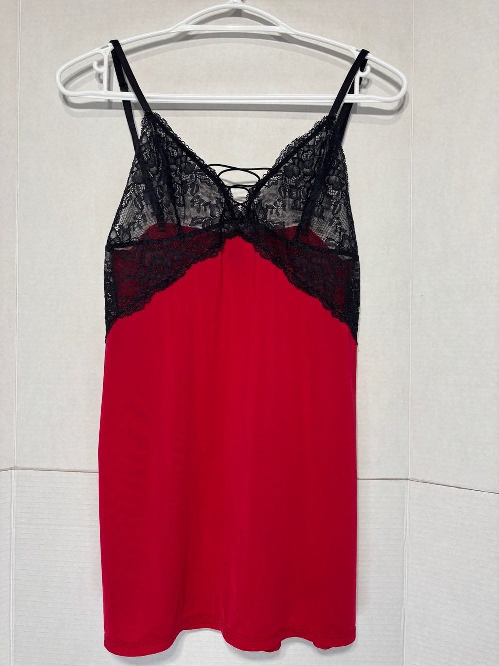 La SENZA Red Chemise with Black Lace Bodice Adjustable Straps Festival Sleepwear